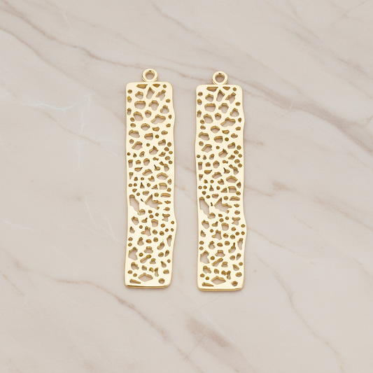 Mesh Bar Rectangle Pendant, 2 Pc on warm marble background (PD.292-01)
