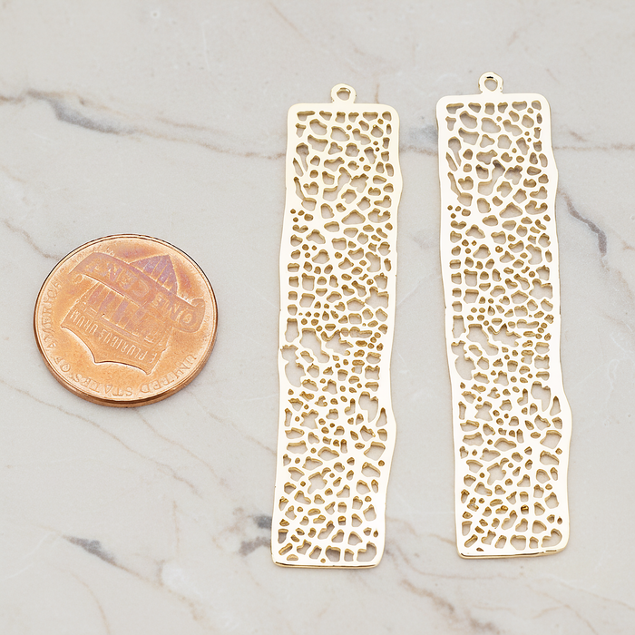 Large Mesh Bar Rectangle Pendant, 2 Pc on warm marble background (PD.292-02)