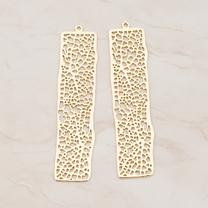 Large Mesh Bar Rectangle Pendant, 2 Pc on warm marble background (PD.292-02)