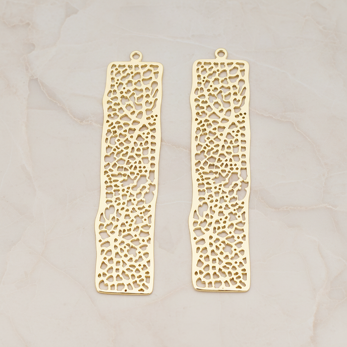 Large Mesh Bar Rectangle Pendant, 2 Pc on warm marble background (PD.292-02)