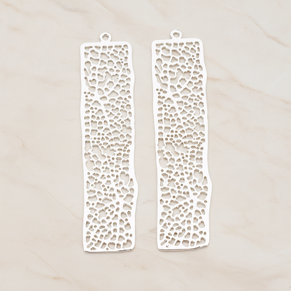 Large Mesh Bar Rectangle Pendant, 2 Pc on warm marble background (PD.292-02)