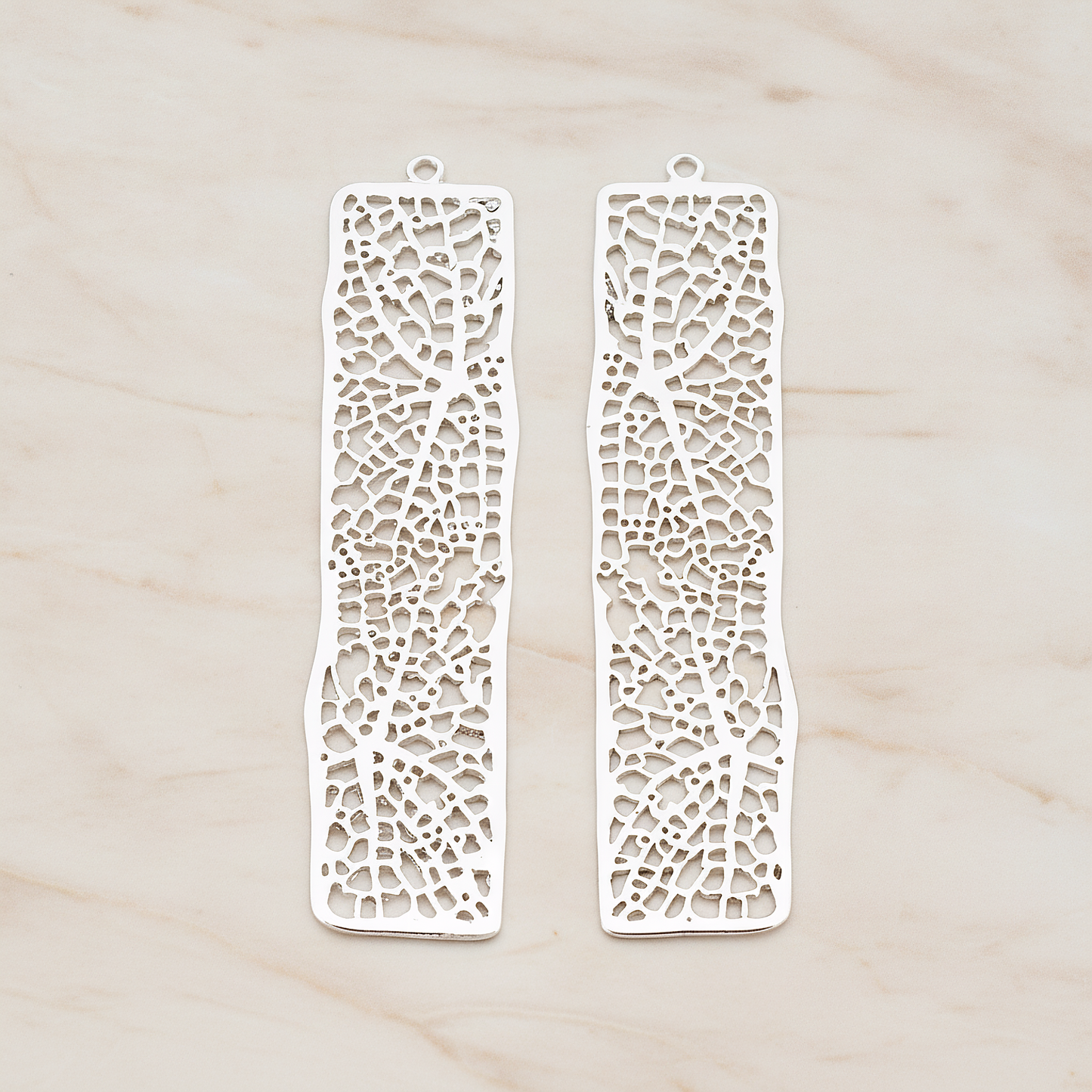 Large Mesh Bar Rectangle Pendant, 2 Pc on warm marble background (PD.292-02)