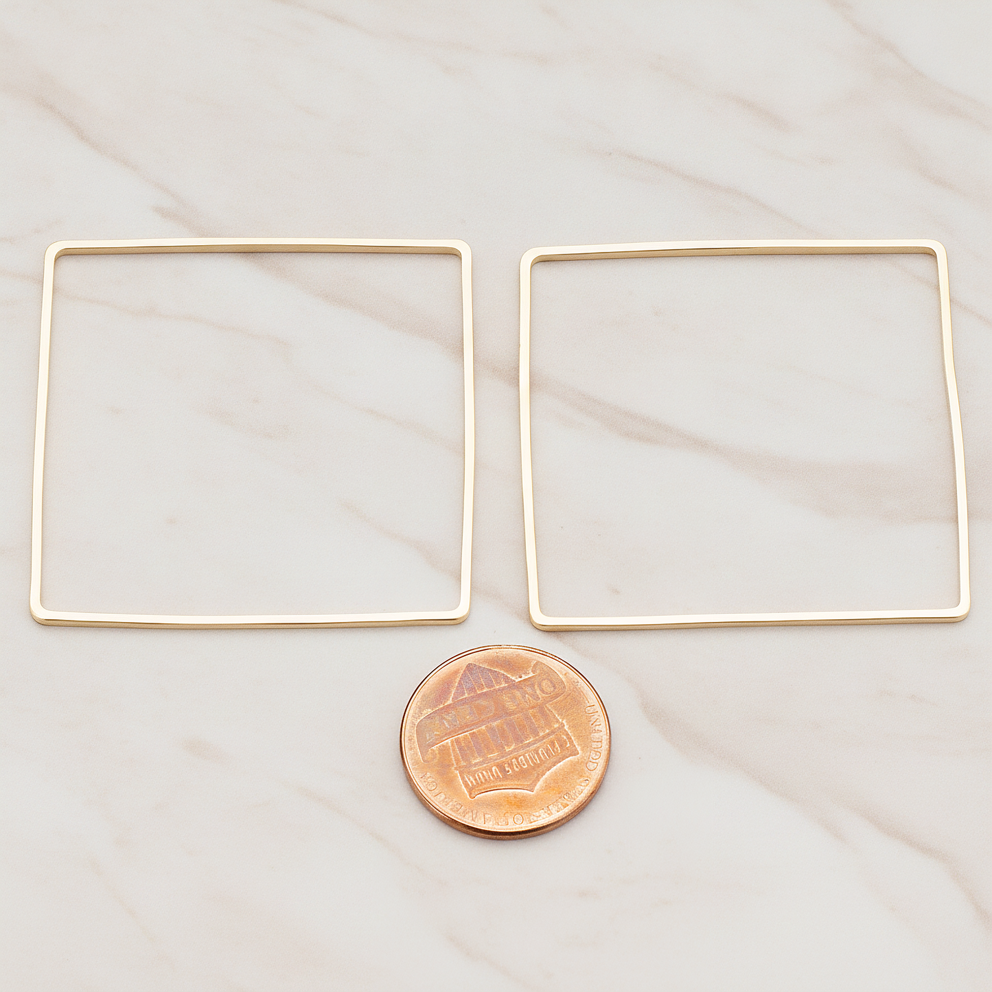 40mm Simple Square Link Pendant, 2 Pc on warm marble background (PD.303-02)
