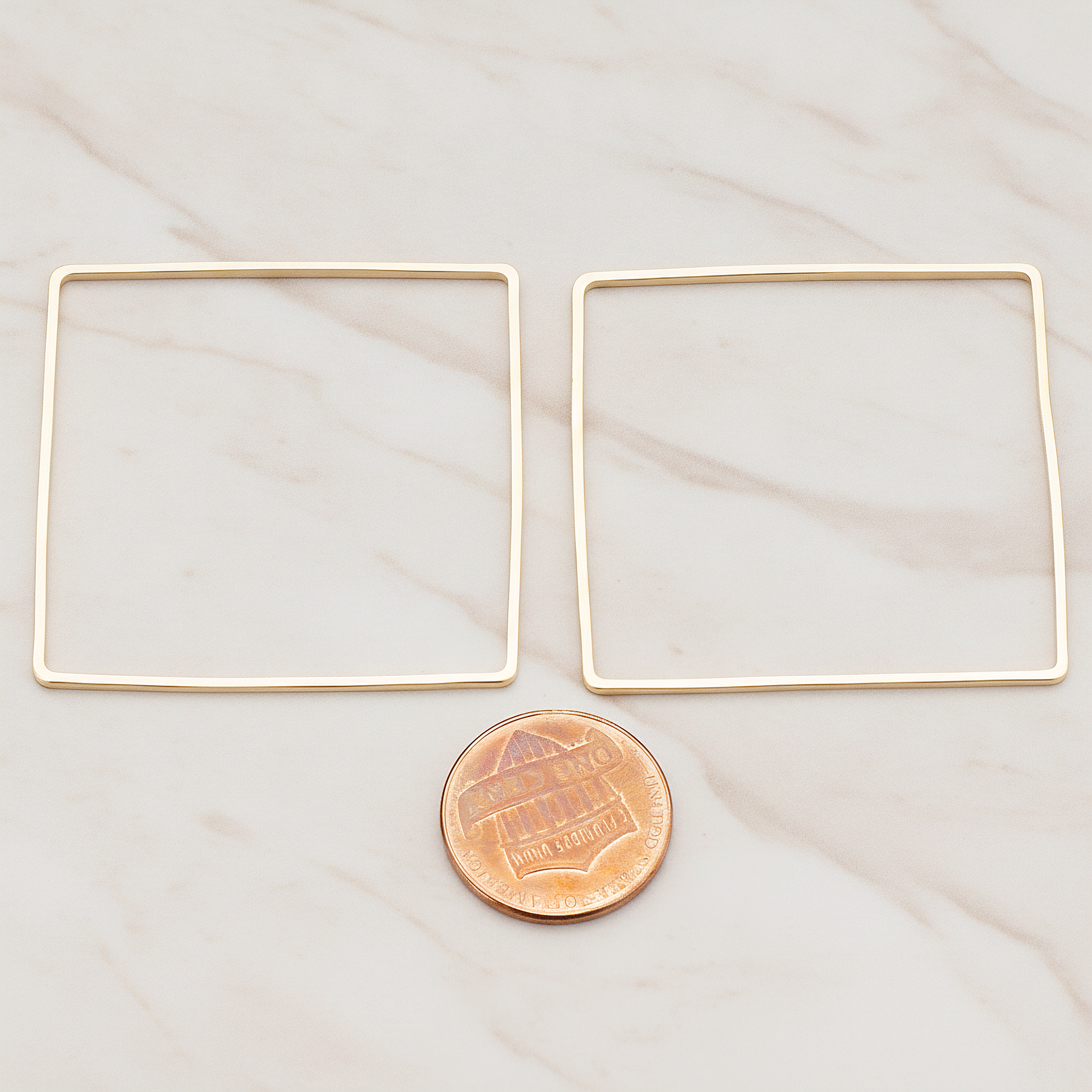 40mm Simple Square Link Pendant, 2 Pc on warm marble background (PD.303-02)