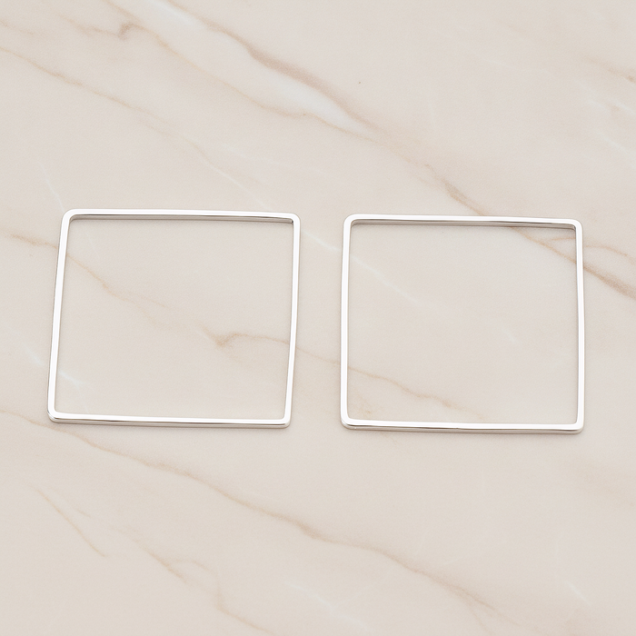 30mm Simple Square Link Pendant, 2 Pc on warm marble background (PD.303-03)