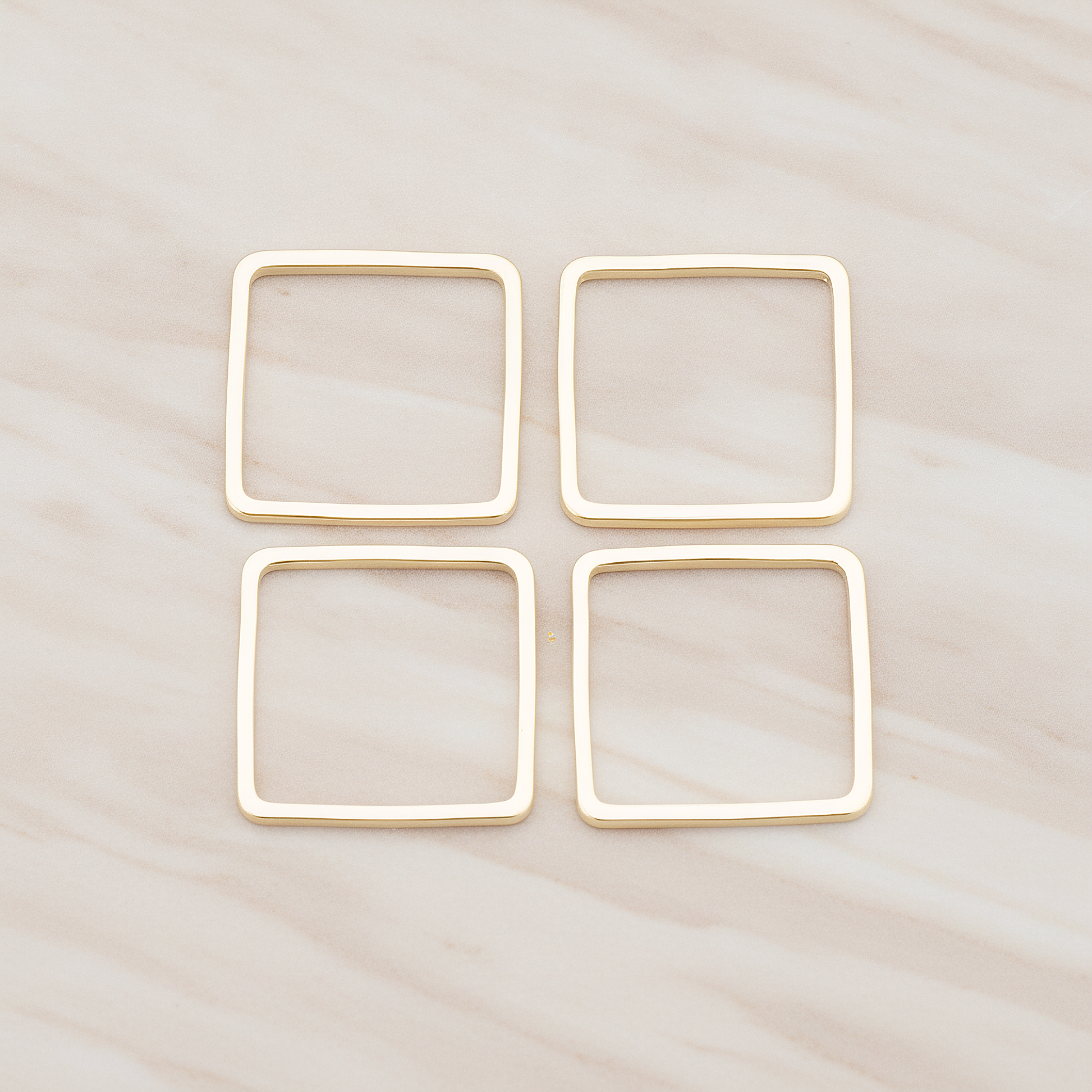 15mm Simple Square Link Pendant, 4 Pc on warm marble background (PD.303-04)
