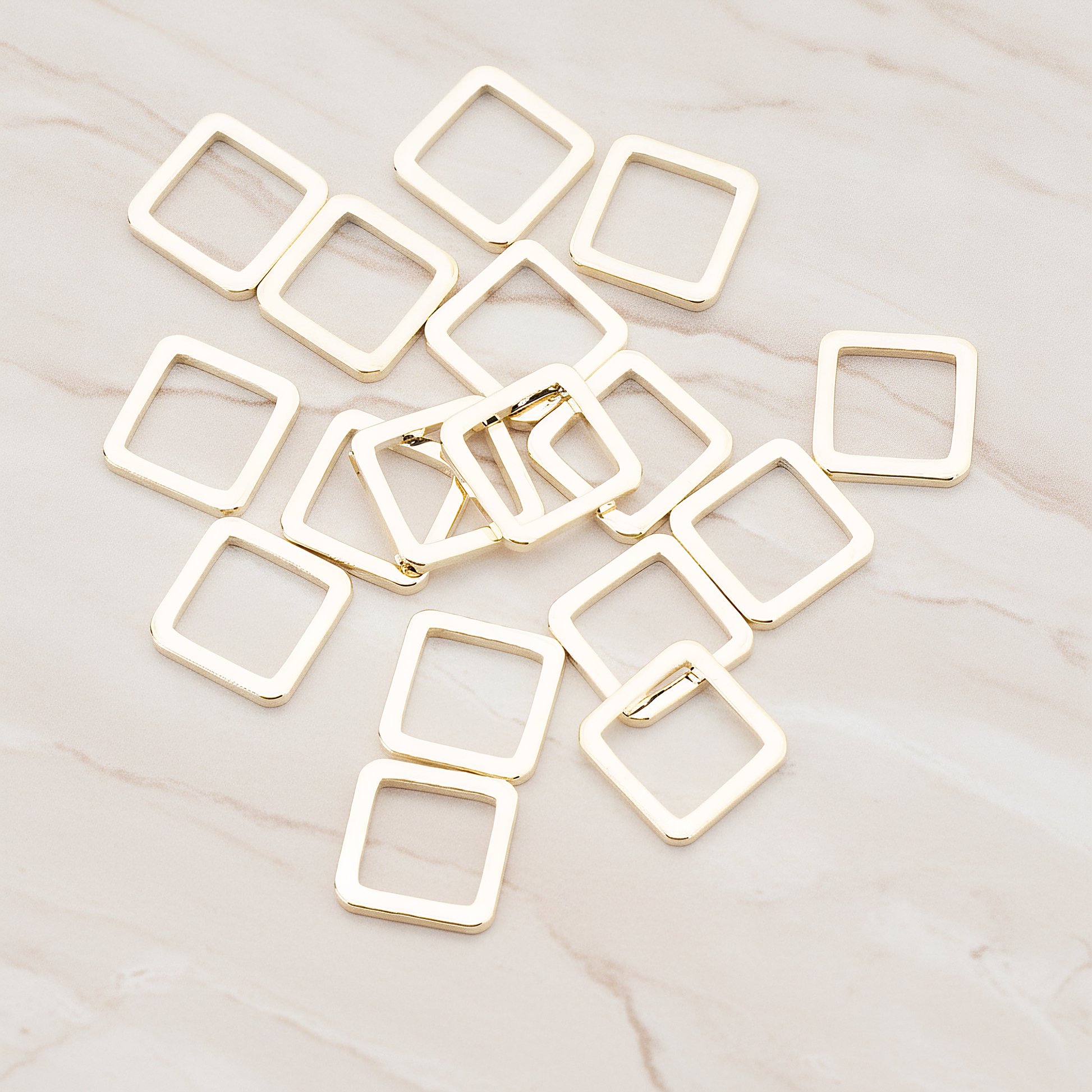 8mm Simple Square Link Pendant, 6 Pc on warm marble background (PD.303-05)