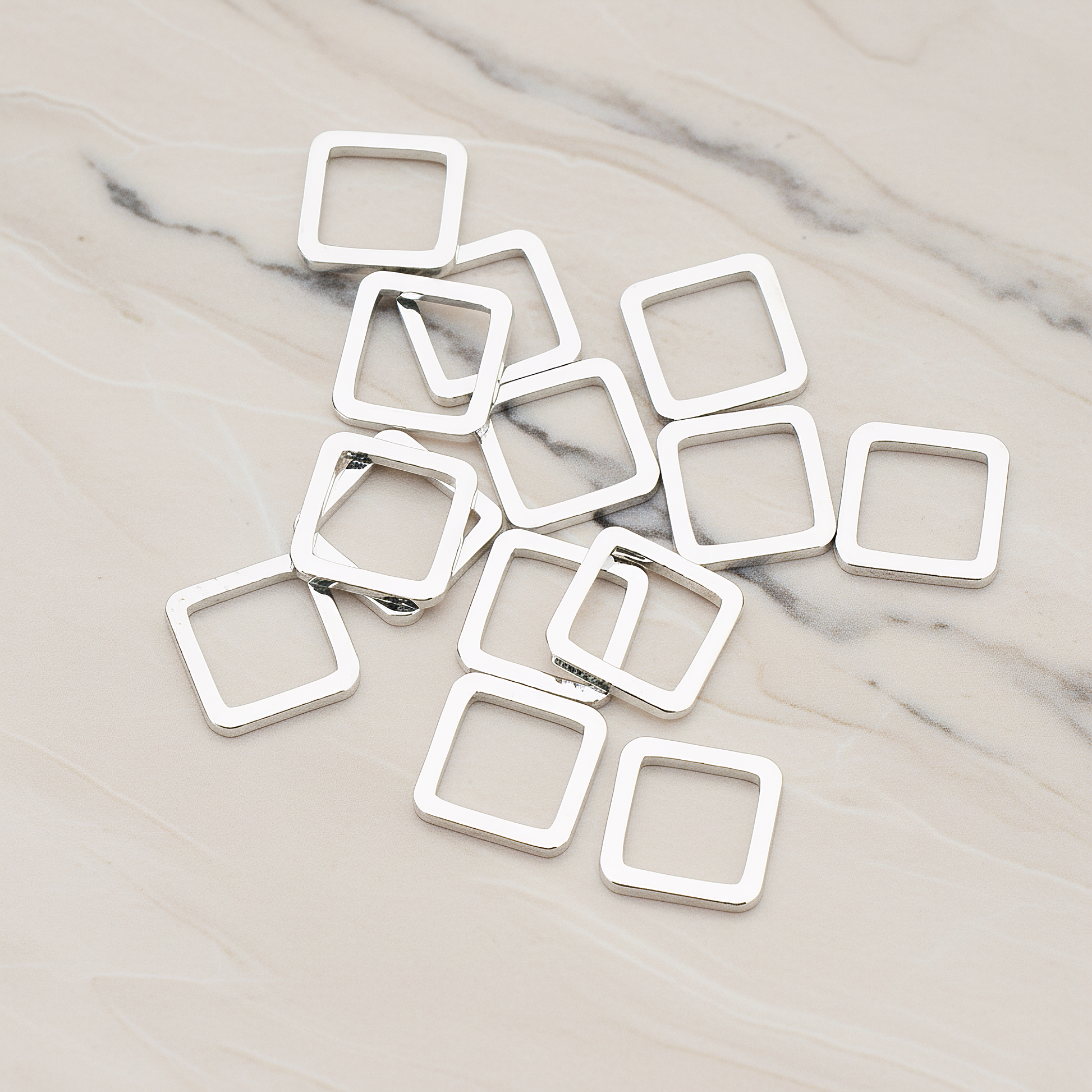 8mm Simple Square Link Pendant, 6 Pc on warm marble background (PD.303-05)