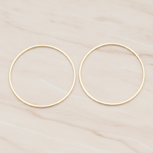 25mm Simple Round Link Pendant, 2 Pc on warm marble background (PD.305-05)