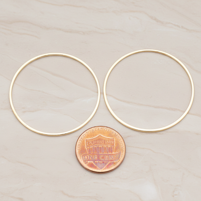 35mm Simple Round Link Pendant, 2 Pc on warm marble background (PD.305-06)