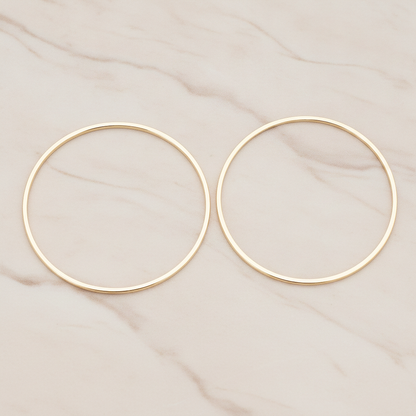 35mm Simple Round Link Pendant, 2 Pc on warm marble background (PD.305-06)