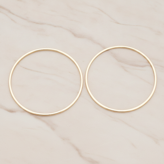 35mm Simple Round Link Pendant, 2 Pc on warm marble background (PD.305-06)