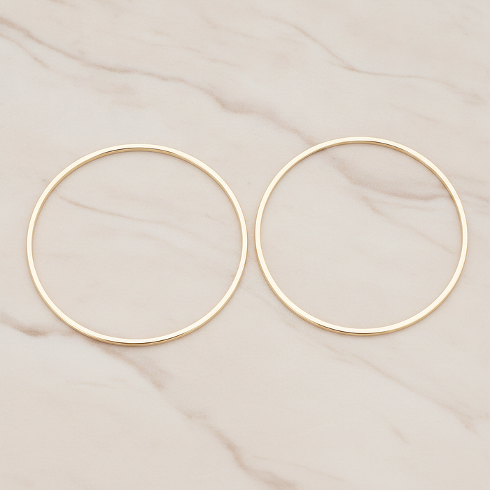 35mm Simple Round Link Pendant, 2 Pc on warm marble background (PD.305-06)