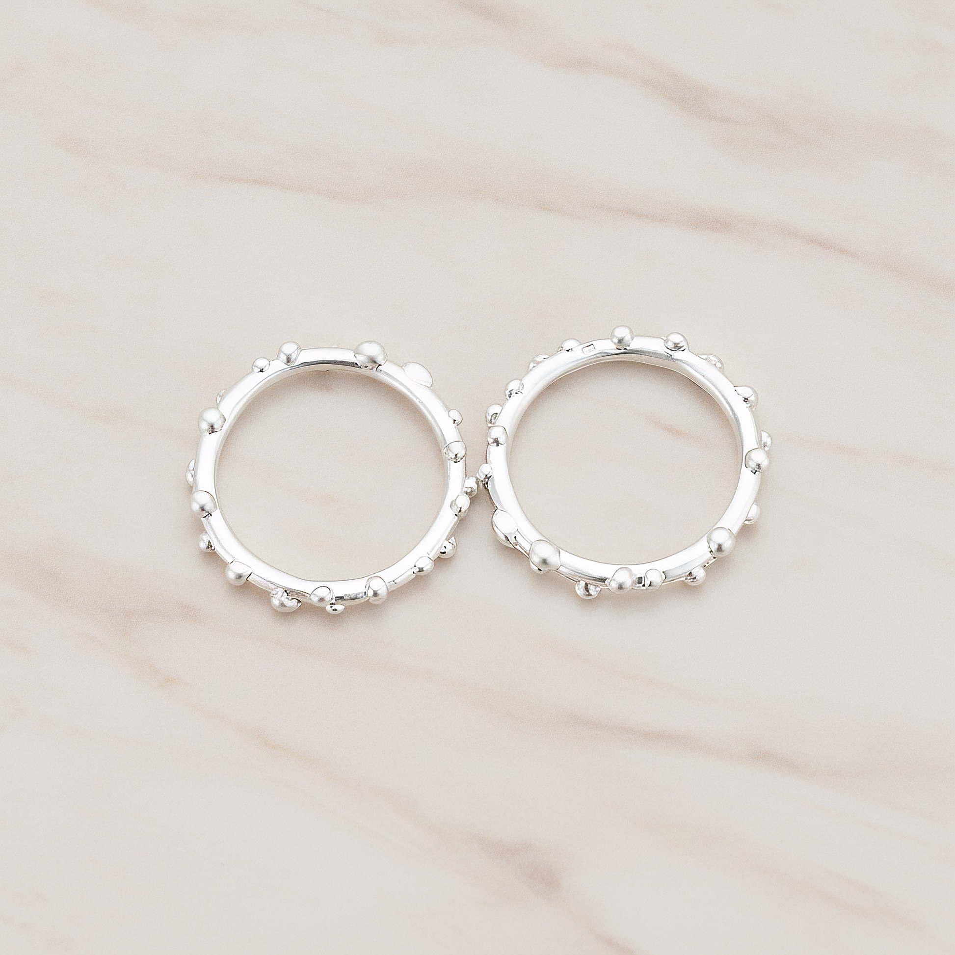 Large Round Dotted Link Pendant, 2 Pc on warm marble background (PD.336-02)