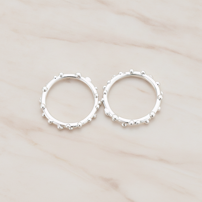 Large Round Dotted Link Pendant, 2 Pc on warm marble background (PD.336-02)