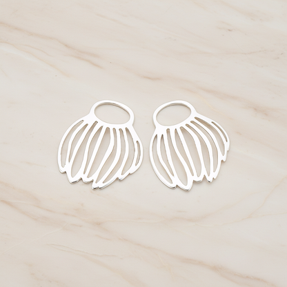 Withered Dandelion Pendant, 2 Pc on warm marble background (PD.352)
