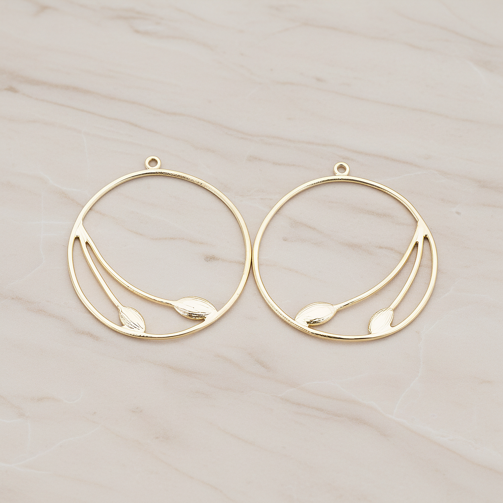 Lily Round Pendant, 2 Pc on warm marble background (PD.398)
