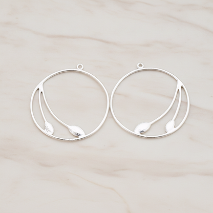 Lily Round Pendant, 2 Pc on warm marble background (PD.398)