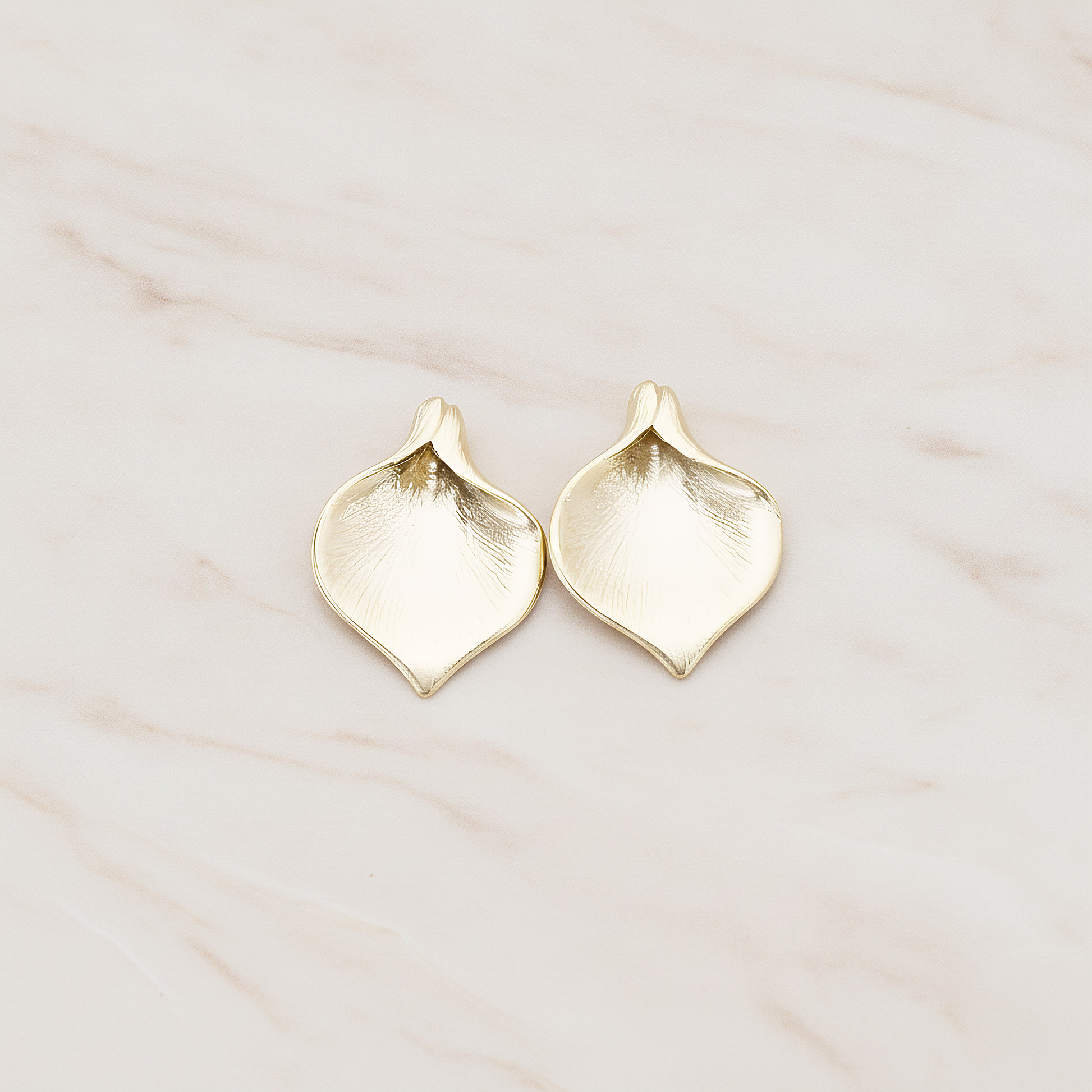 Small Wide Calla Flower Pendant, 2 Pc on warm marble background (PD.455-01)