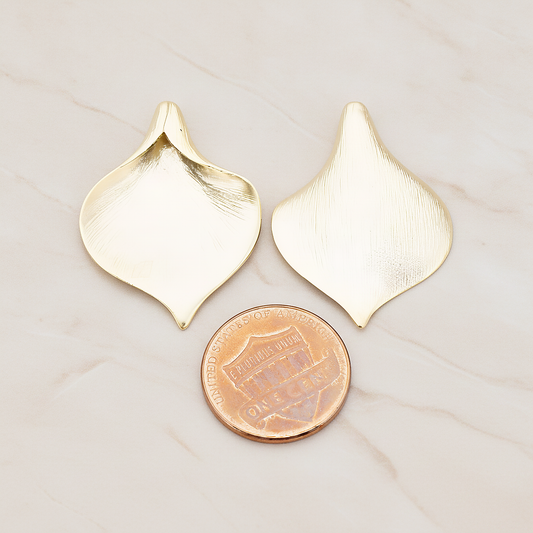 Wide Large Calla Flower Pendant, 2 Pc on warm marble background (PD.455-02)