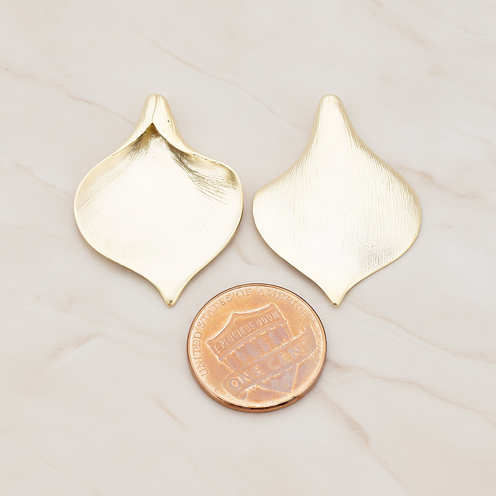 Wide Large Calla Flower Pendant, 2 Pc on warm marble background (PD.455-02)