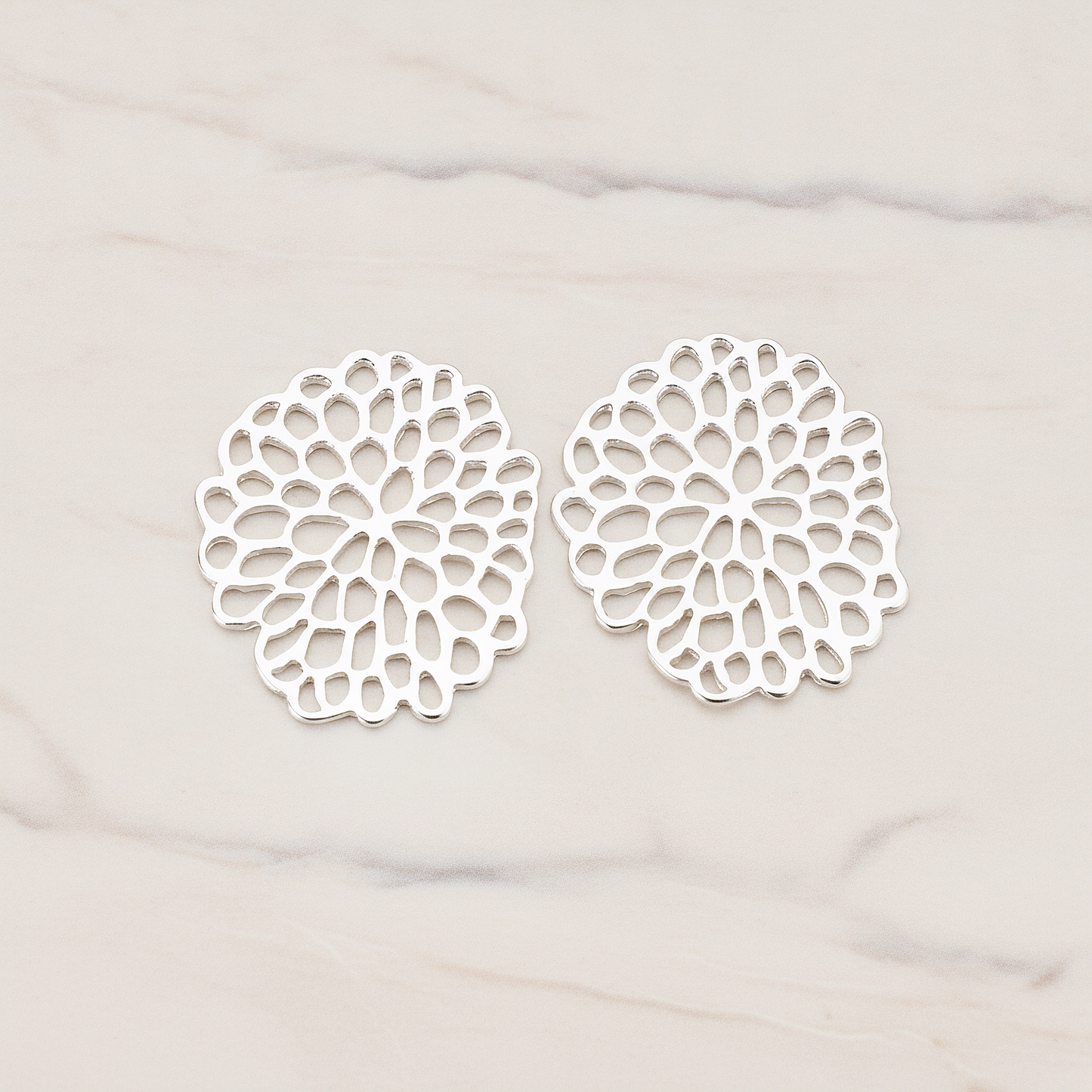 Mum Flower Pendant, 2 Pc on warm marble background (PD.465-01)