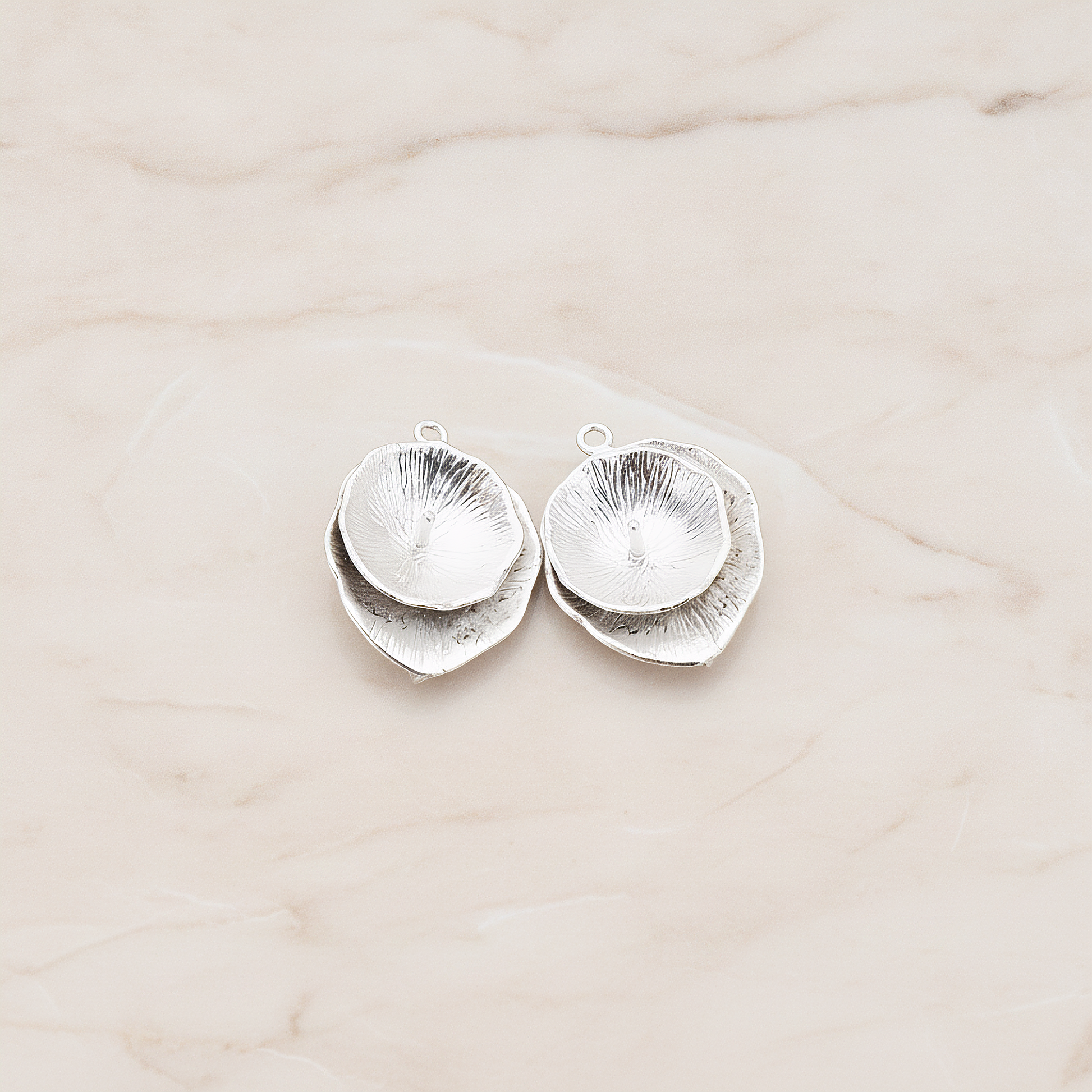 Round Lily Pad, Insert Pearl or Stone Pendant, 2 Pc on warm marble background (PD.487)