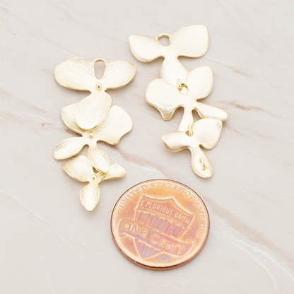 Triple Flower Pendant, 2 Pc on warm marble background (PD.507-01)