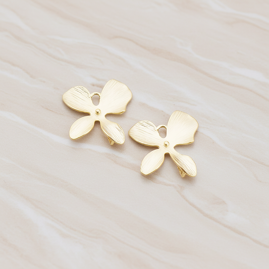 Four Petal Flower Pendant, 2 Pc on warm marble background (PD.507-03)