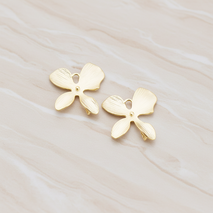 Four Petal Flower Pendant, 2 Pc on warm marble background (PD.507-03)