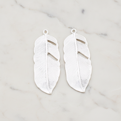 Feather Pendant, 2 Pc on warm marble background (PD.510)