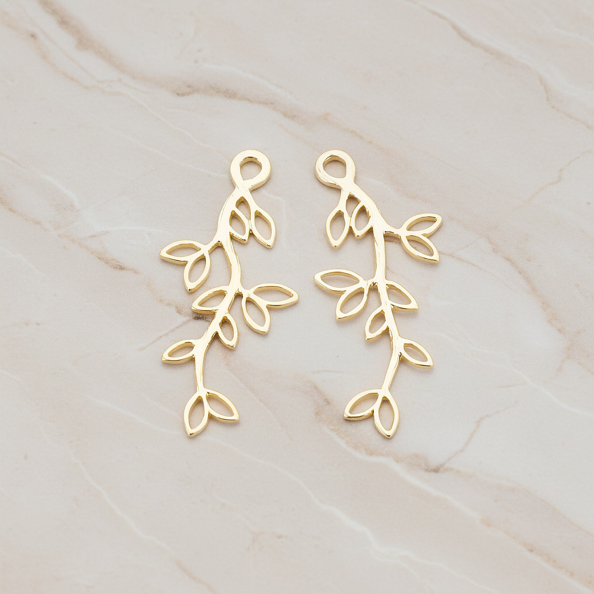 Small Leaf Branch Pendant, 2 Pc on warm marble background (PD.665-01)