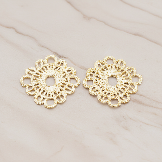 Rounded Square Lace Pendant, 2 Pc on warm marble background (PD.686)
