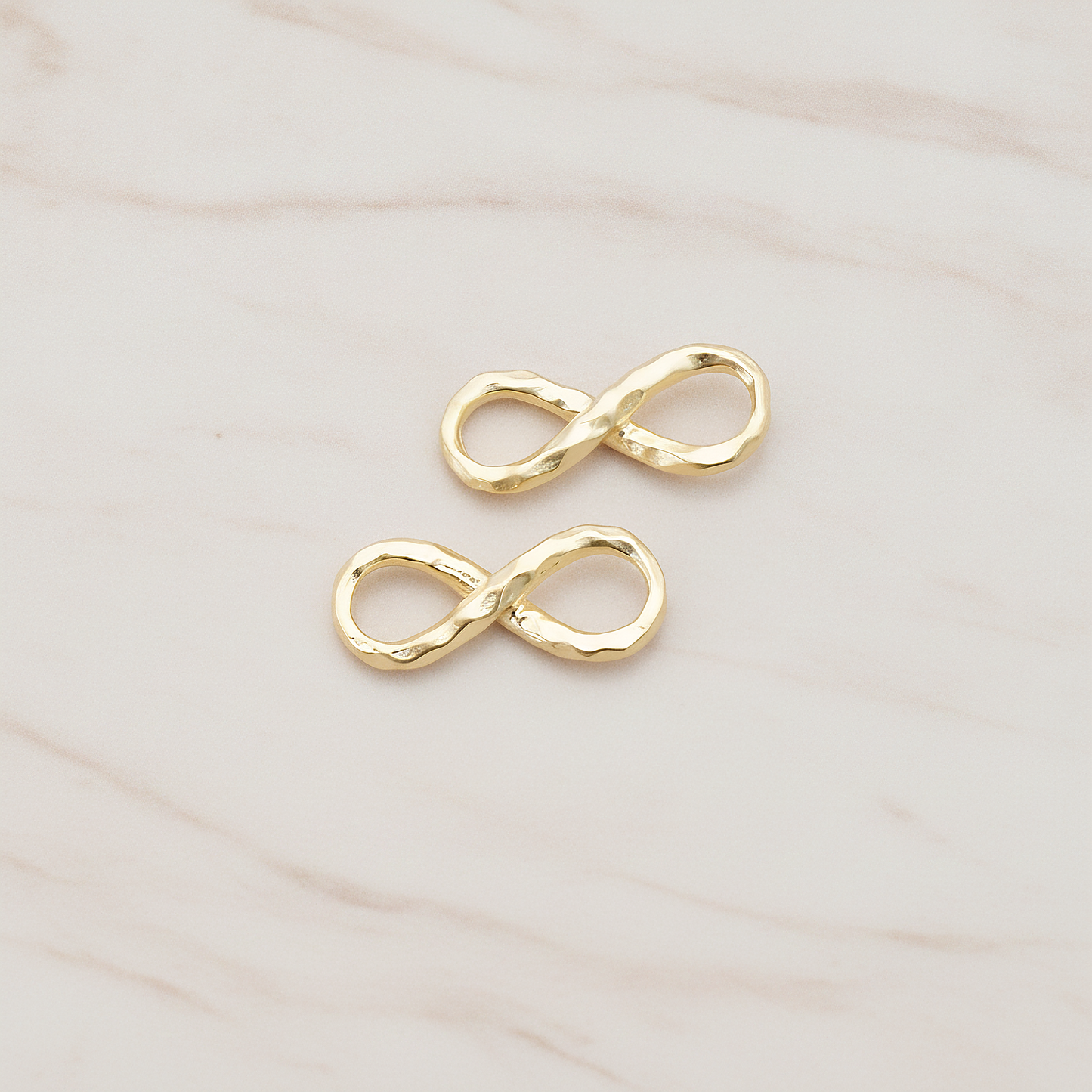 Hammered Infinity Link Pendant, 2 Pc on warm marble background (PD.869)