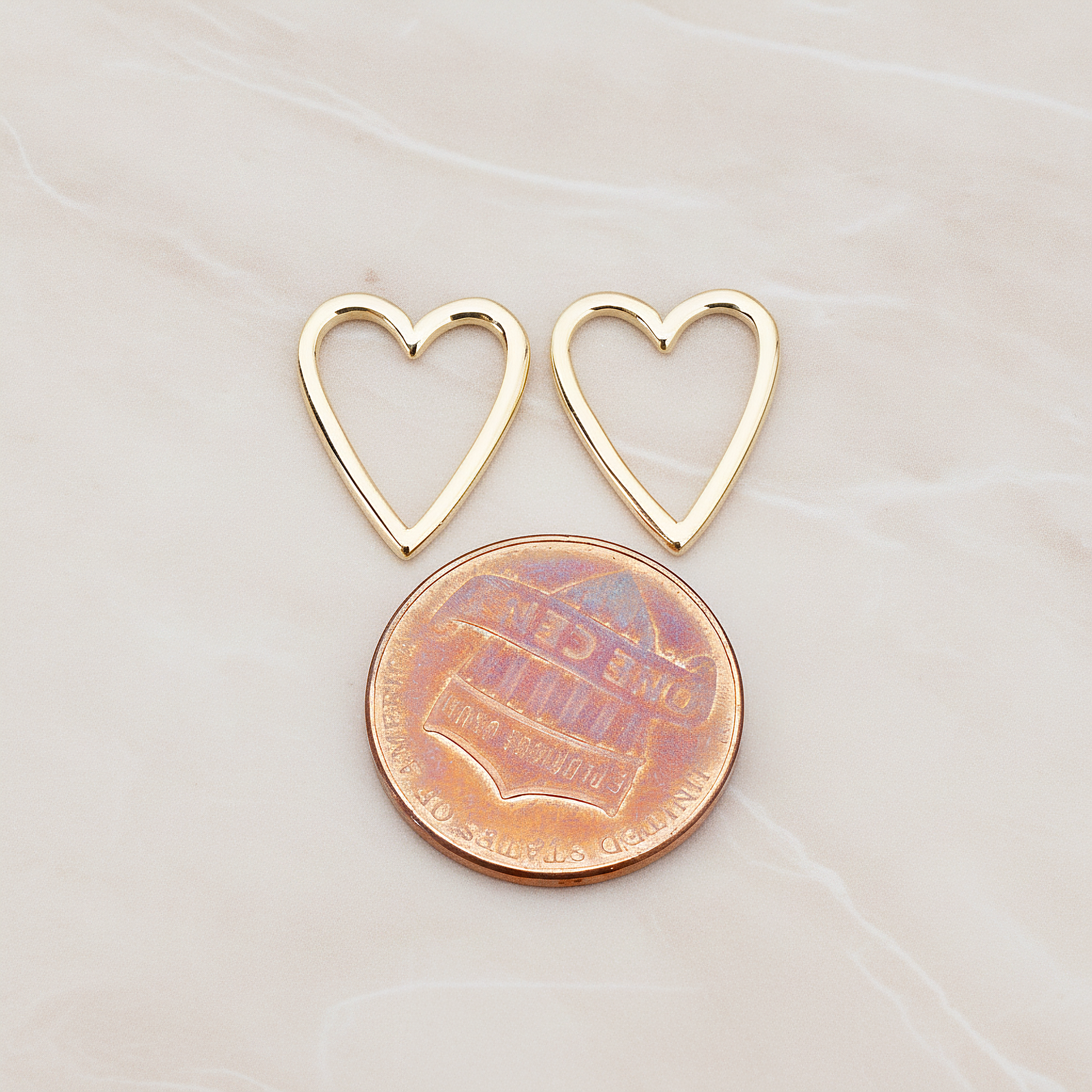 Heart Link Pendant, 2 Pc on warm marble background (PD.879)