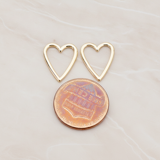 Heart Link Pendant, 2 Pc on warm marble background (PD.879)