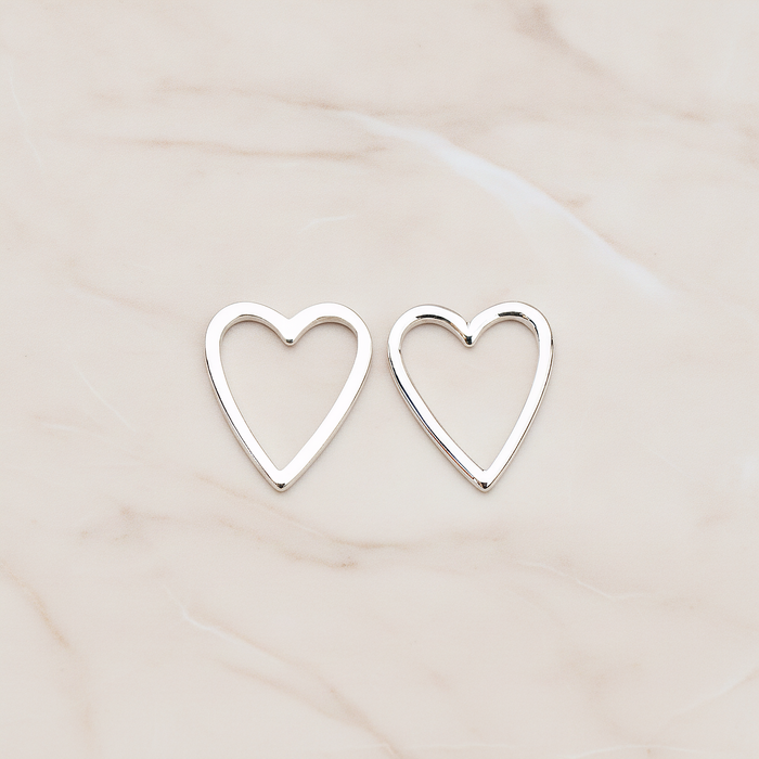Heart Link Pendant, 2 Pc on warm marble background (PD.879)
