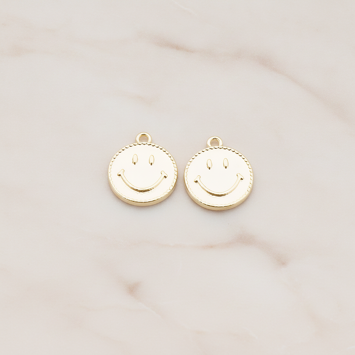 Smile Round Tag Disk Pendant, 2 Pc on warm marble background (PD.903)