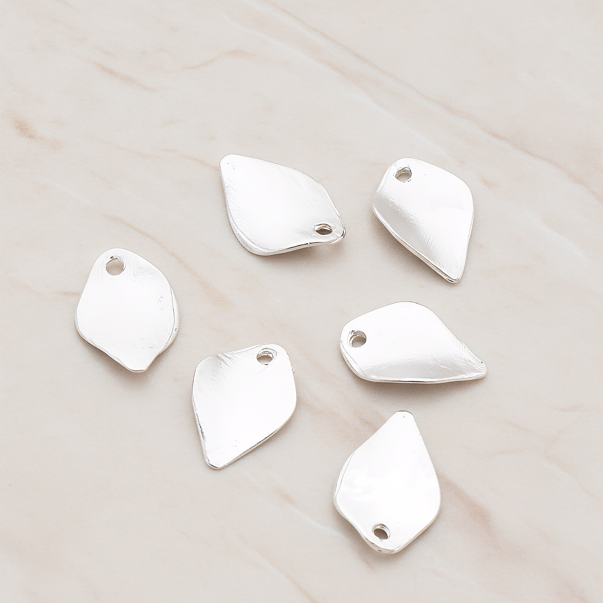 Flat Plain Leaf Pendant, 2 Pc on warm marble background (PD.915)