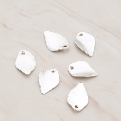 Flat Plain Leaf Pendant, 2 Pc on warm marble background (PD.915)