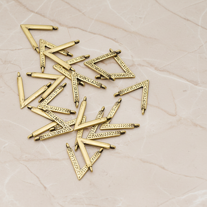 V Shaped Connetor Pendant, 2 Pc on warm marble background (PD.919)