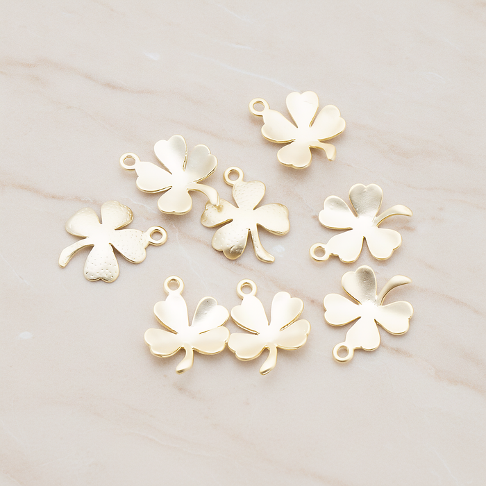 Four Leaf Clover Pendant, 2 Pc on warm marble background (PD.923)