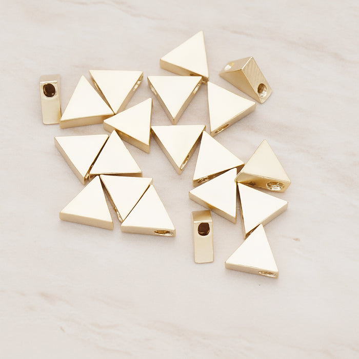 Small Triangle Shaped Metal Bead, 2 Pc (BD.027-01)
