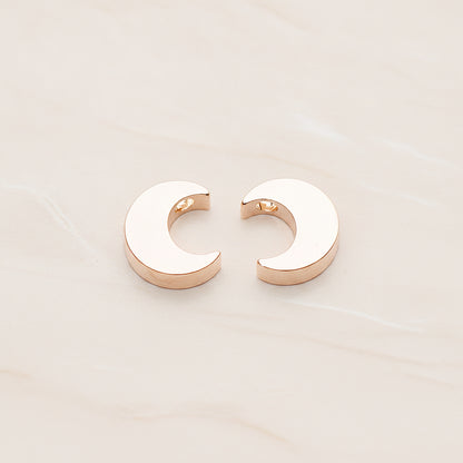 Mini Crescent Moon Metal Bead, 4 Pc (BD.032)