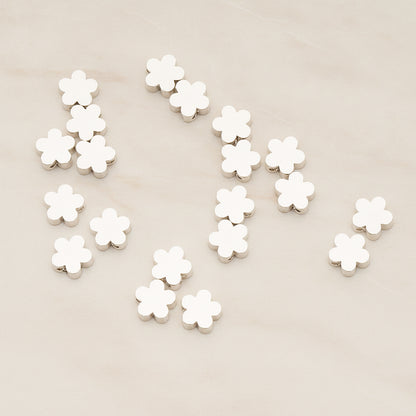 Flower Shaped Charm, 4 Pc - Glossy Original Rhodium (BD.061)