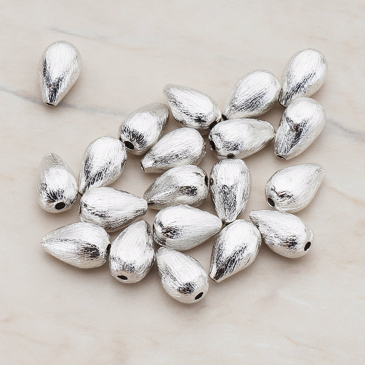 Teardrop Metal Bead, 4 Pc (BD.908)