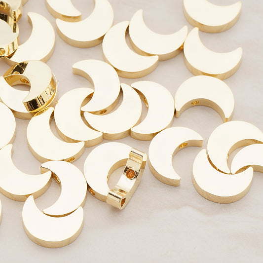 Sharpin Crescent Moon Metal Bead, 4 Pc (BD.939)