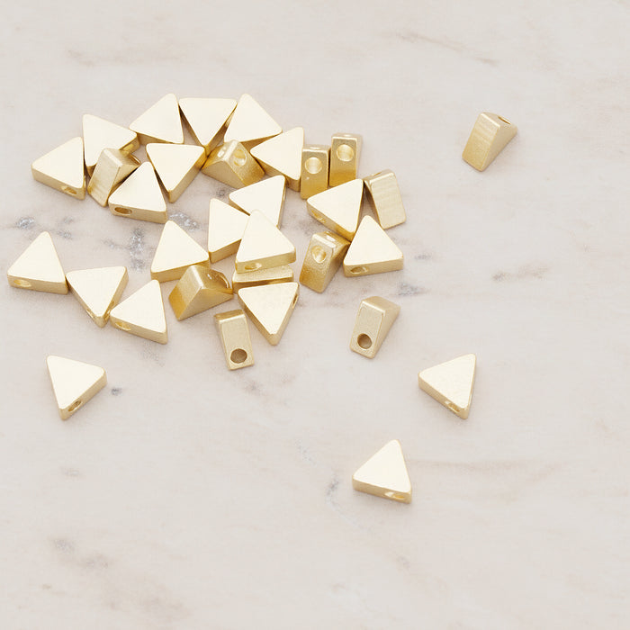 Mini Triangle Metal Bead, 4 Pc (BD.947-01)