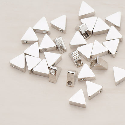 Mini Triangle Metal Bead, 4 Pc (BD.947-01)