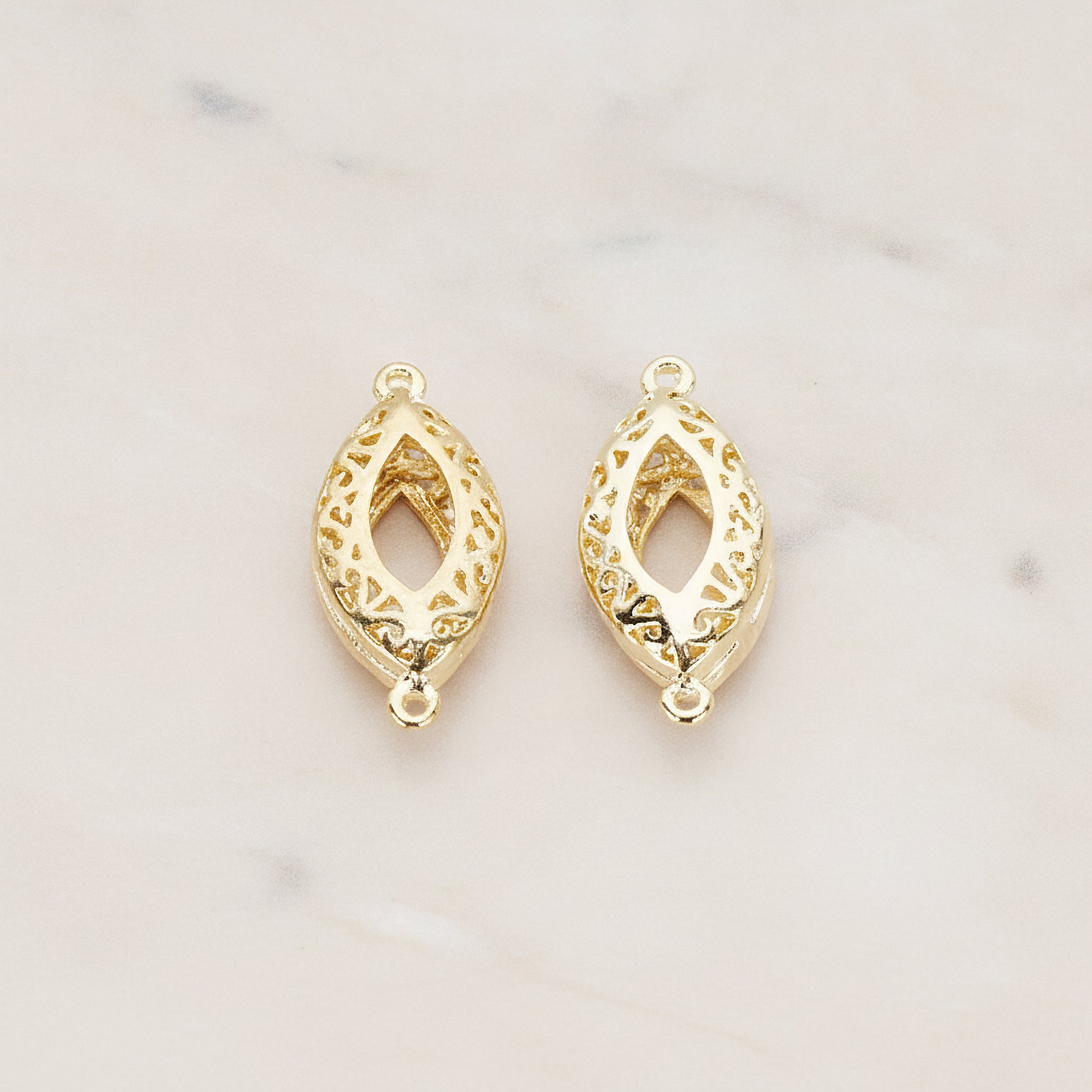 Gothic Celtic Oval Eye Connector, 2 Pc - Glossy Gold (CN.034)